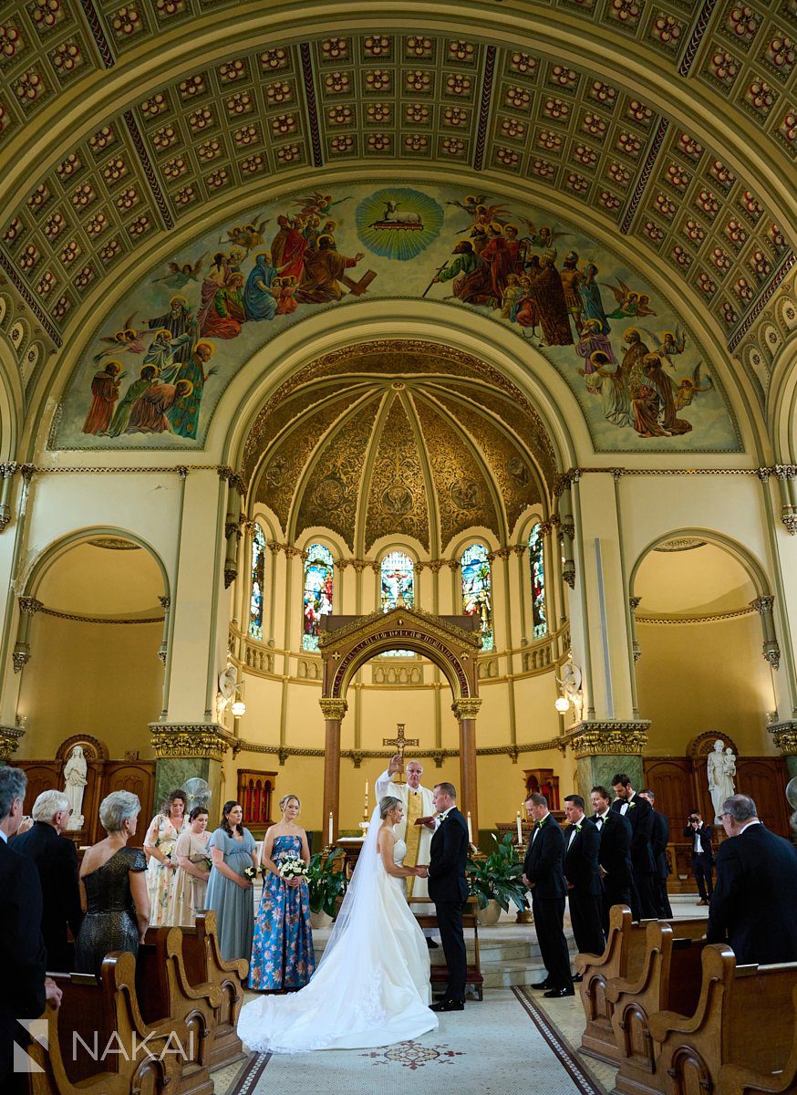 st josaphat chicago wedding photos ceremony