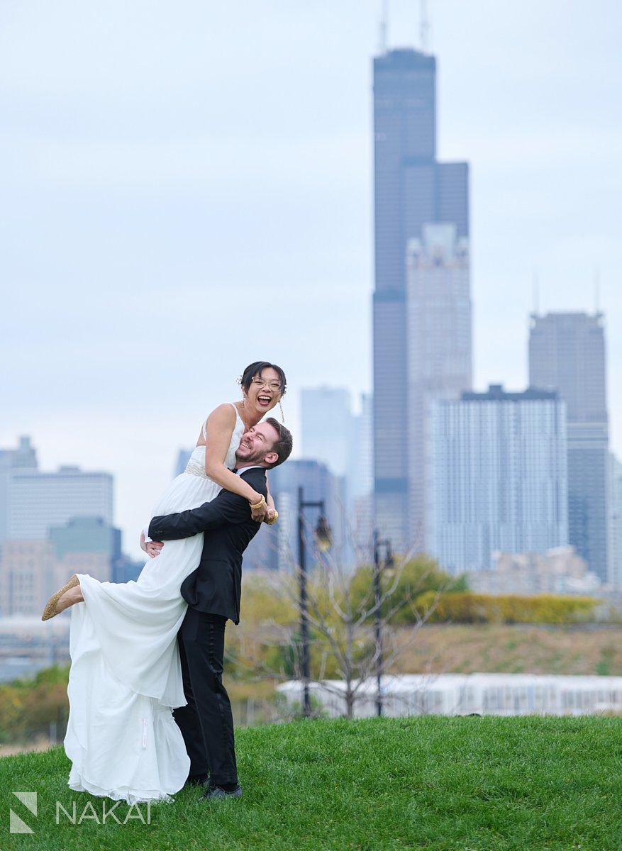 chicago multicultural wedding photos ping tom park bride groom