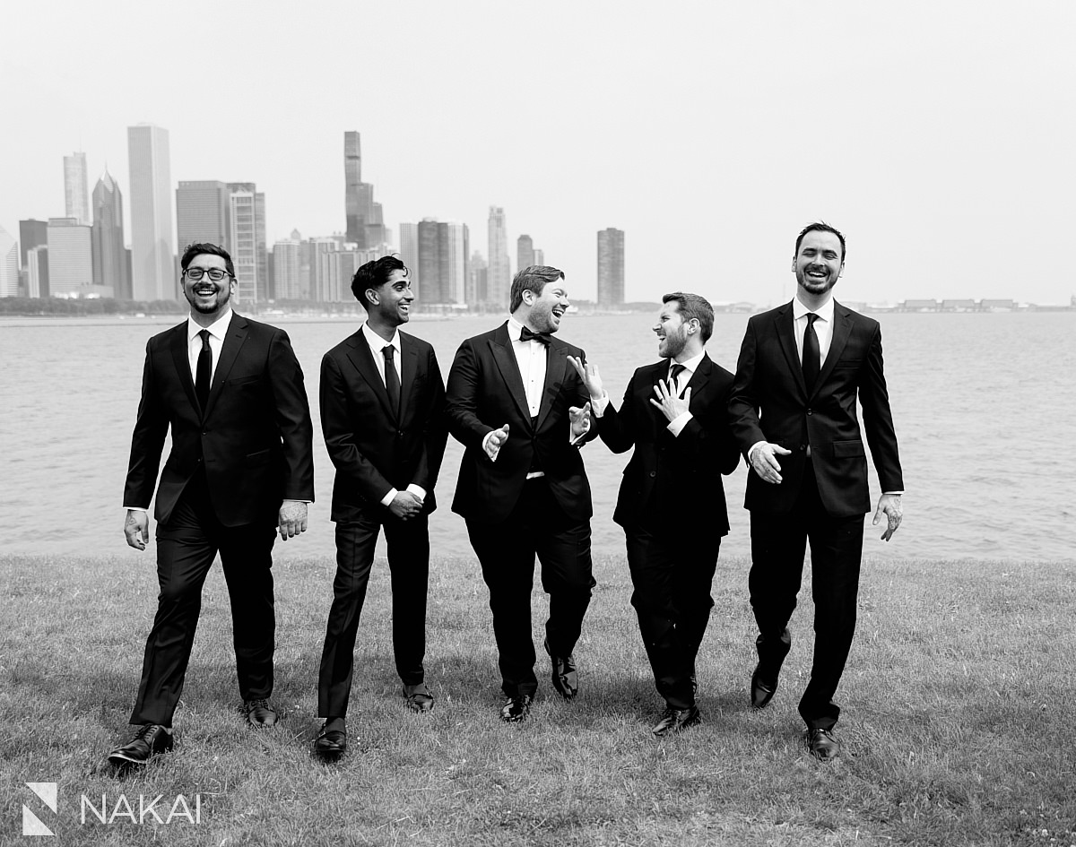 adler planetarium wedding pictures with skyline