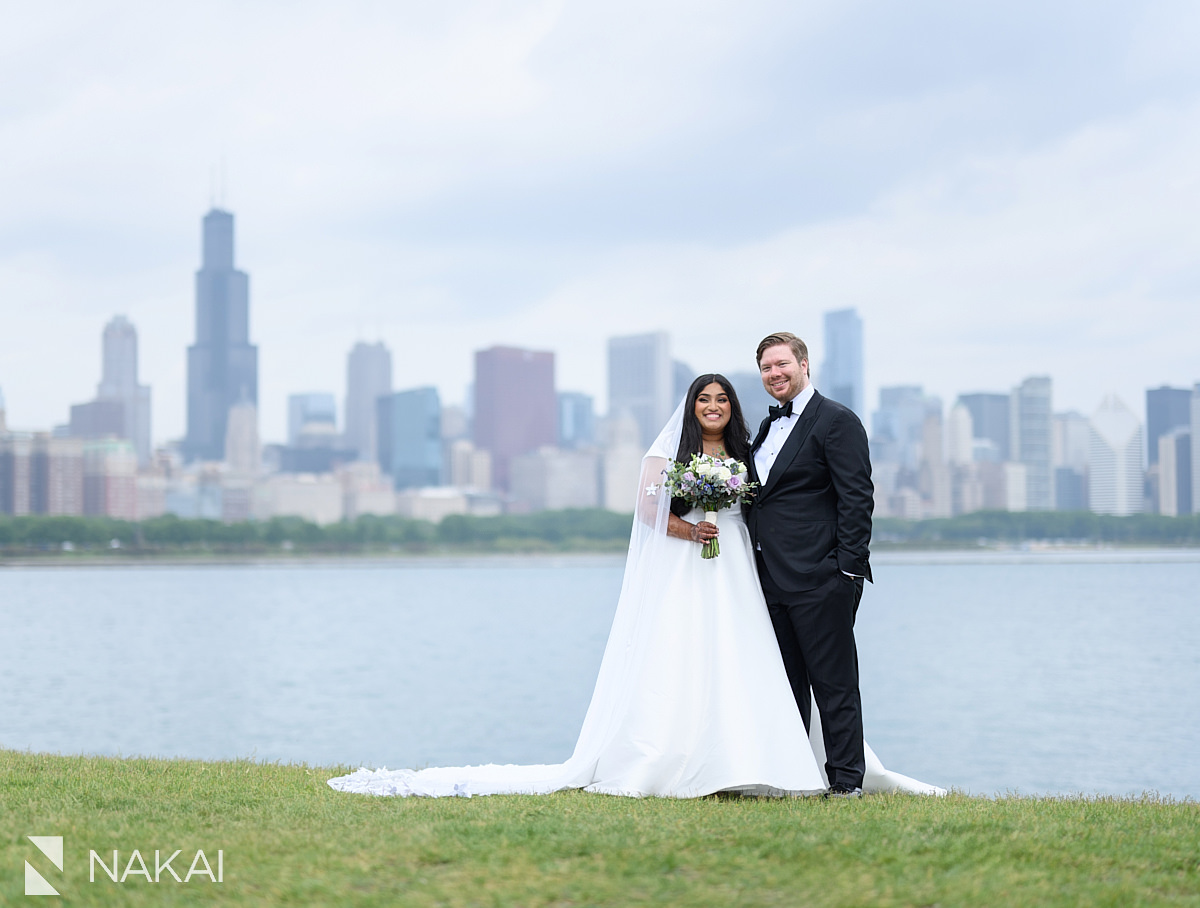 adler planetarium wedding pictures with skyline