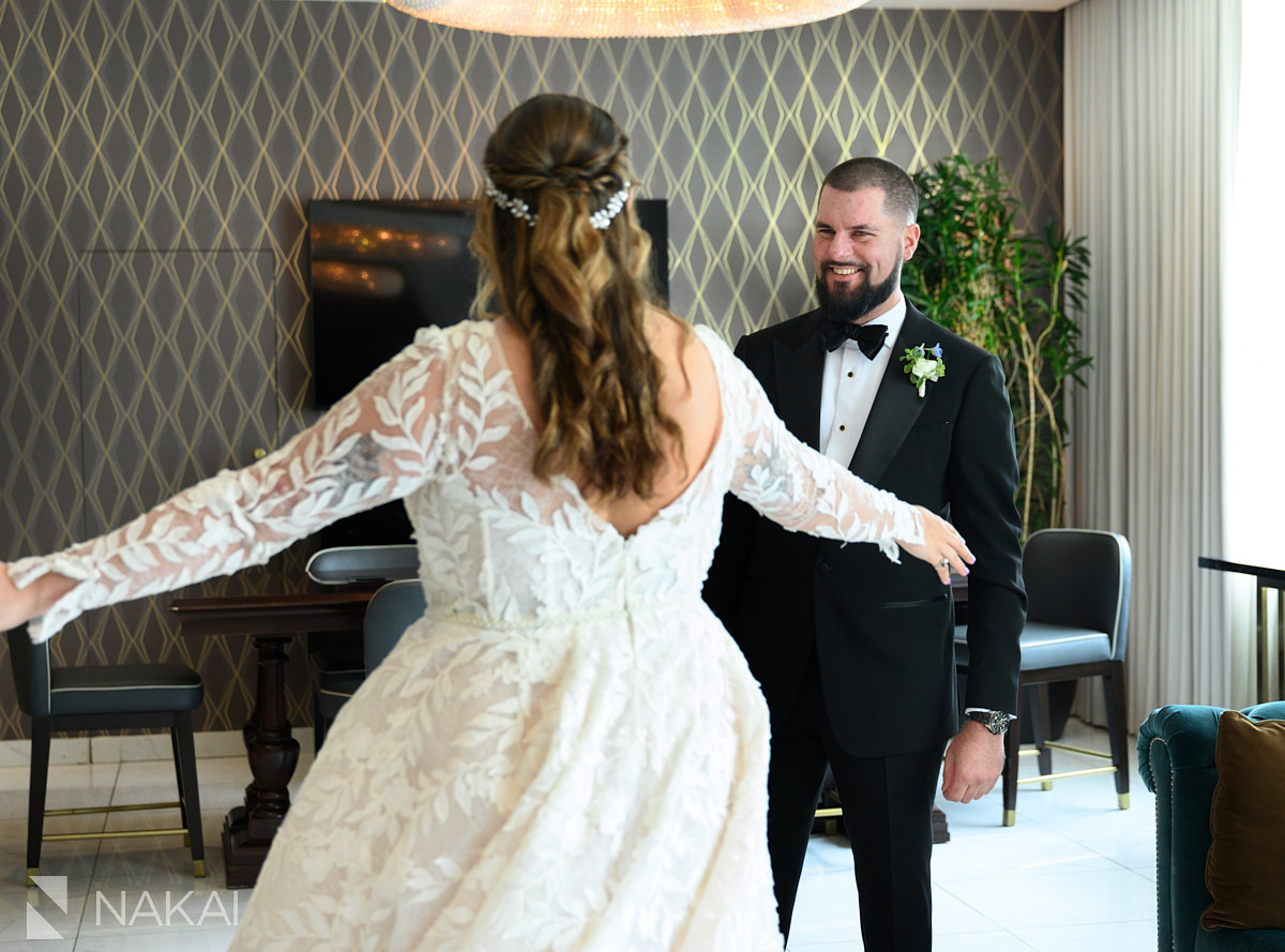 chicago first look wedding photography