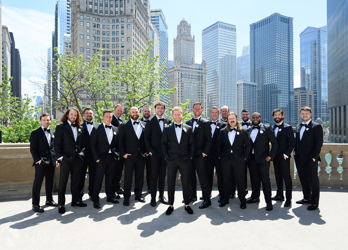 chicago wedding party photos by Wrigley Building