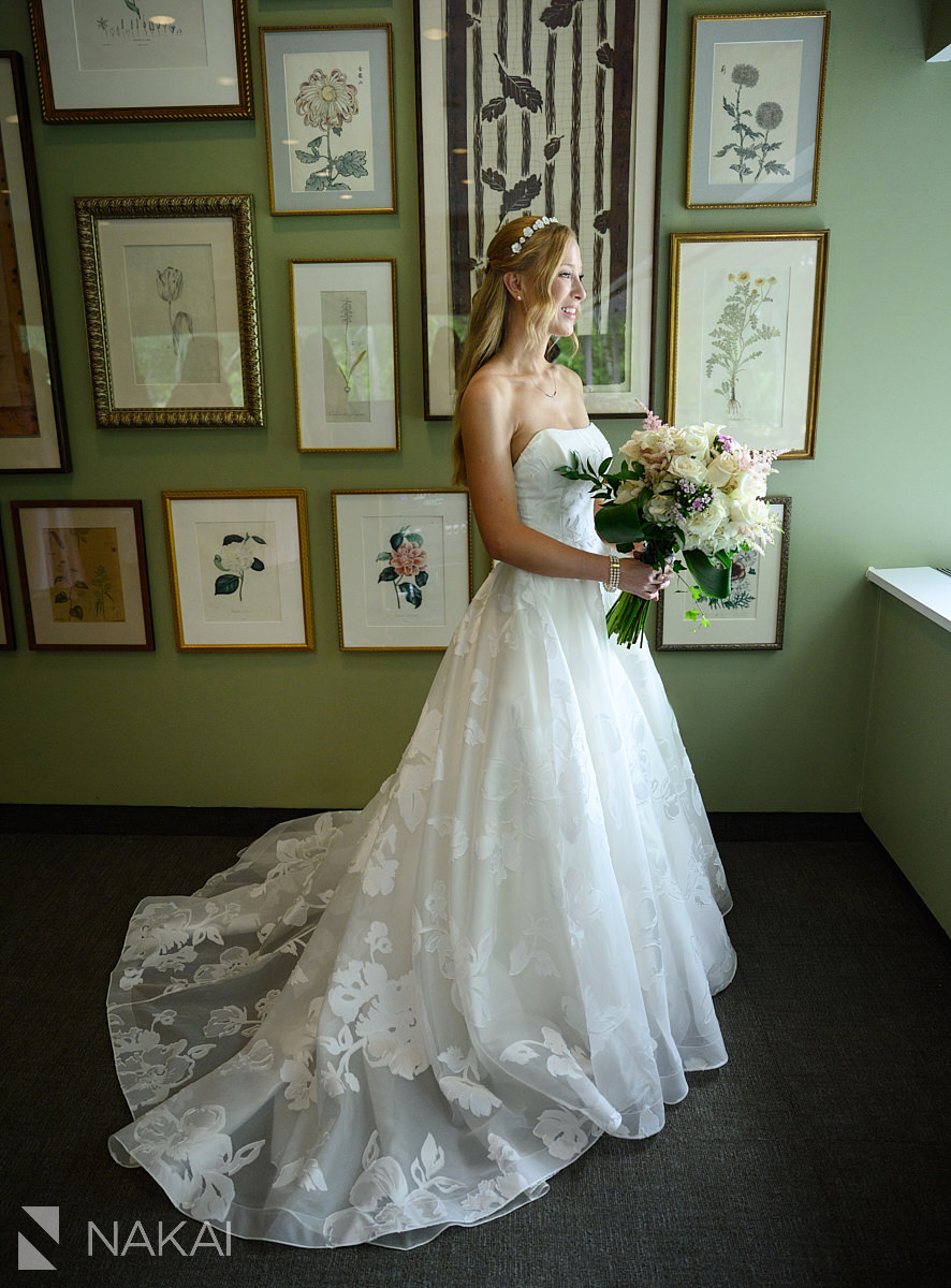 chicago botanic garden wedding bride prep