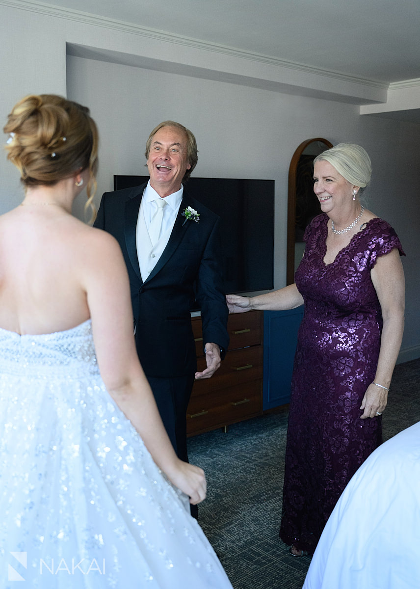 royal Sonesta chicago downtown wedding getting ready father of bride