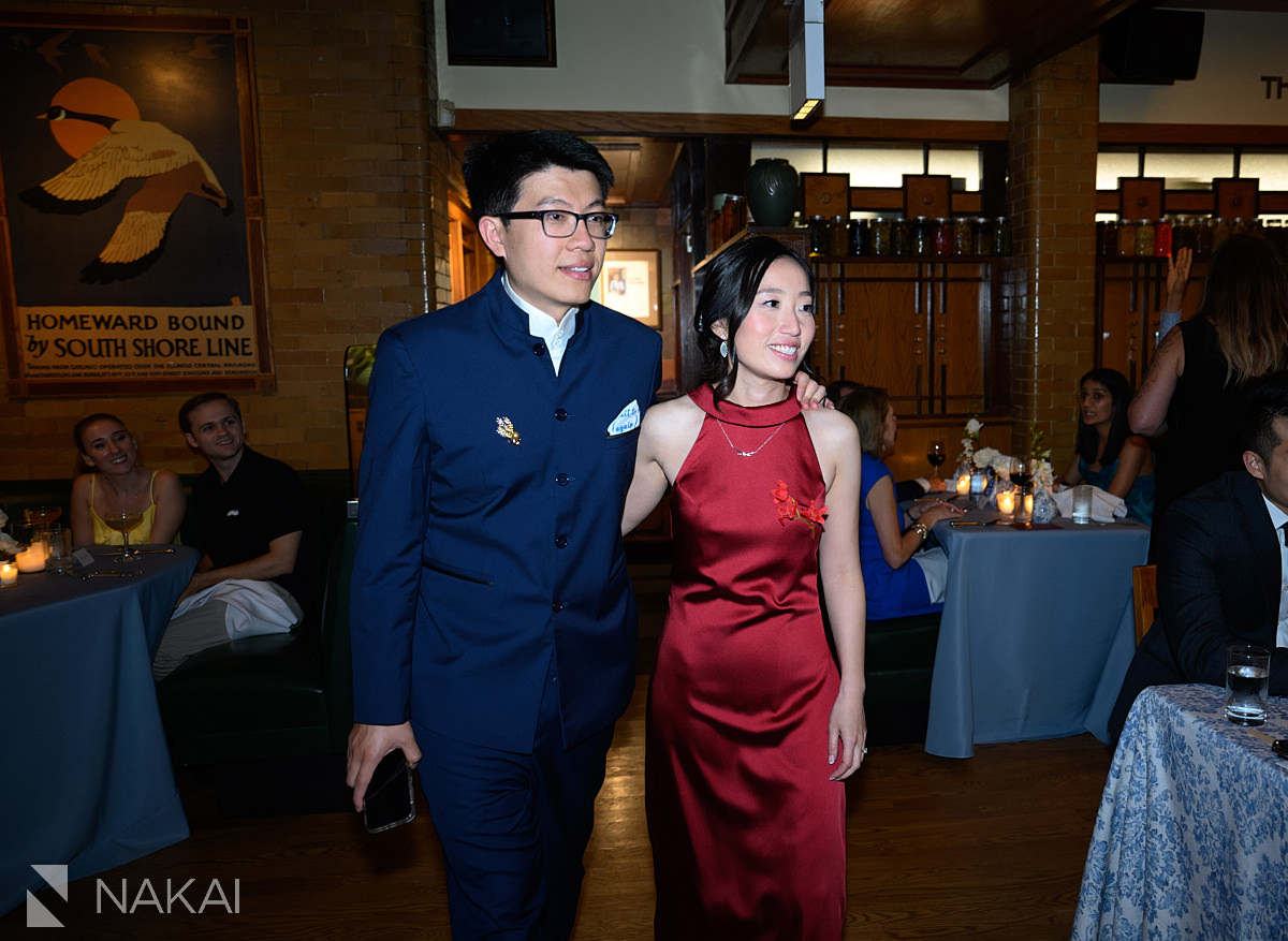 chicago north pond wedding photos reception dancing
