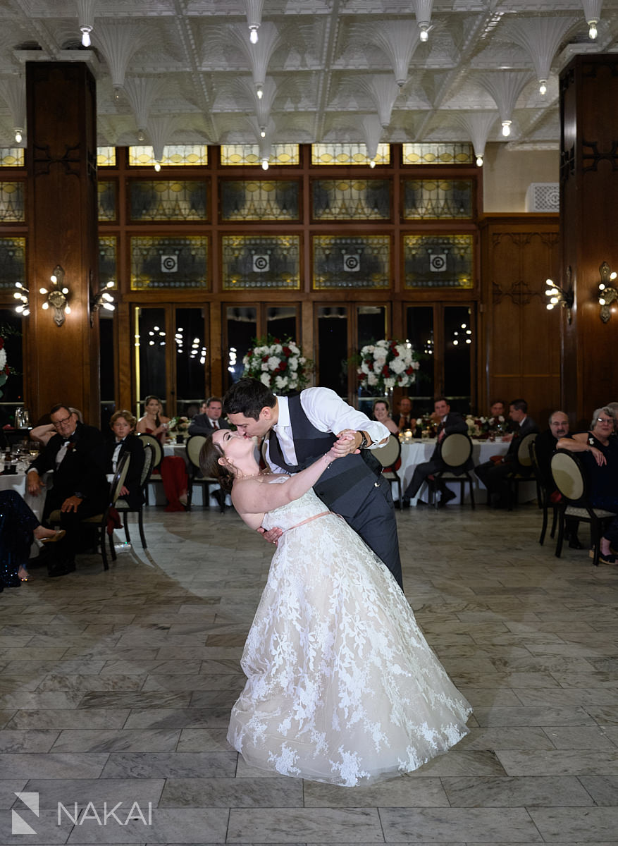 chicago athletic association wedding photo first dance