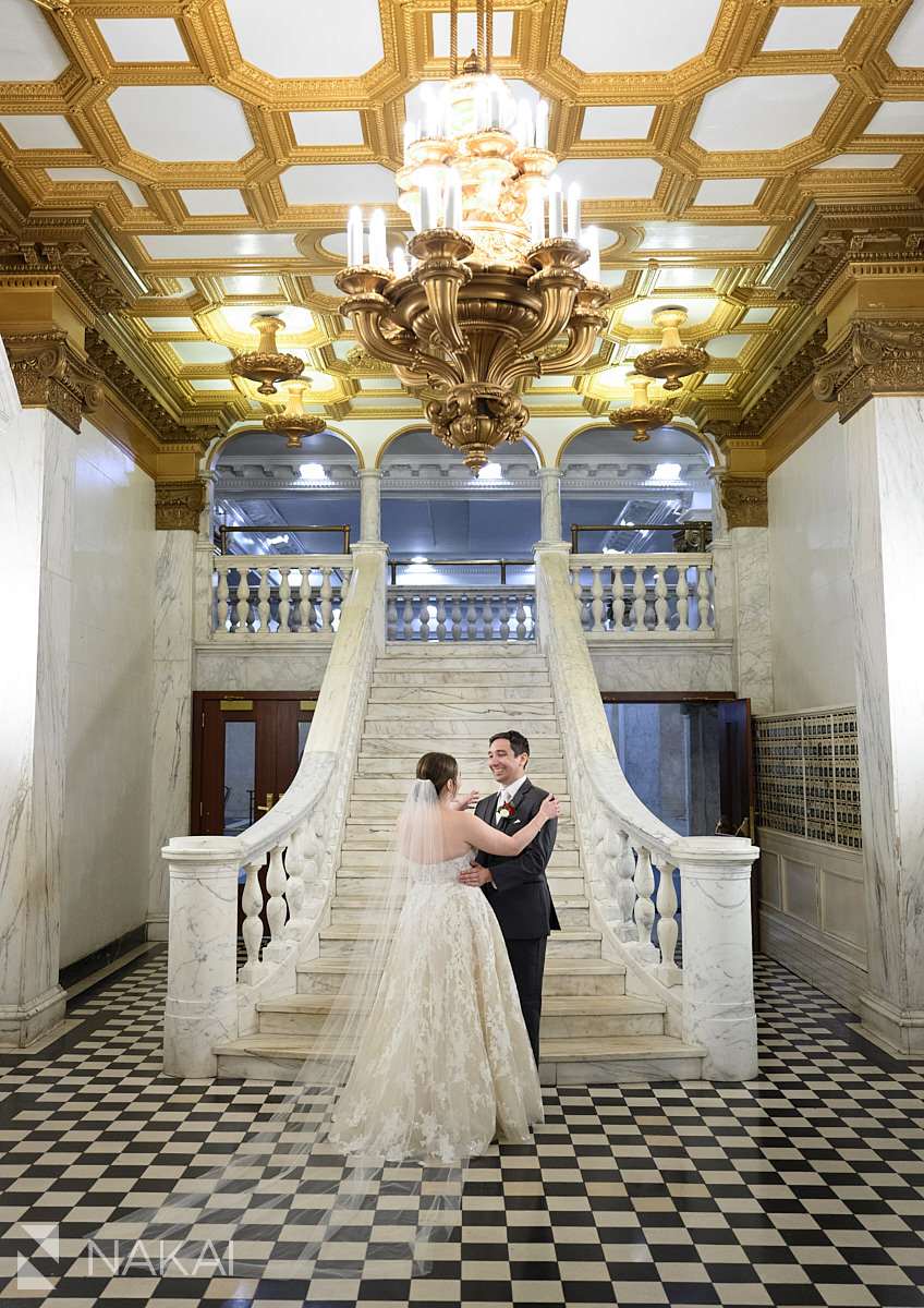 chicago athletic association wedding first look