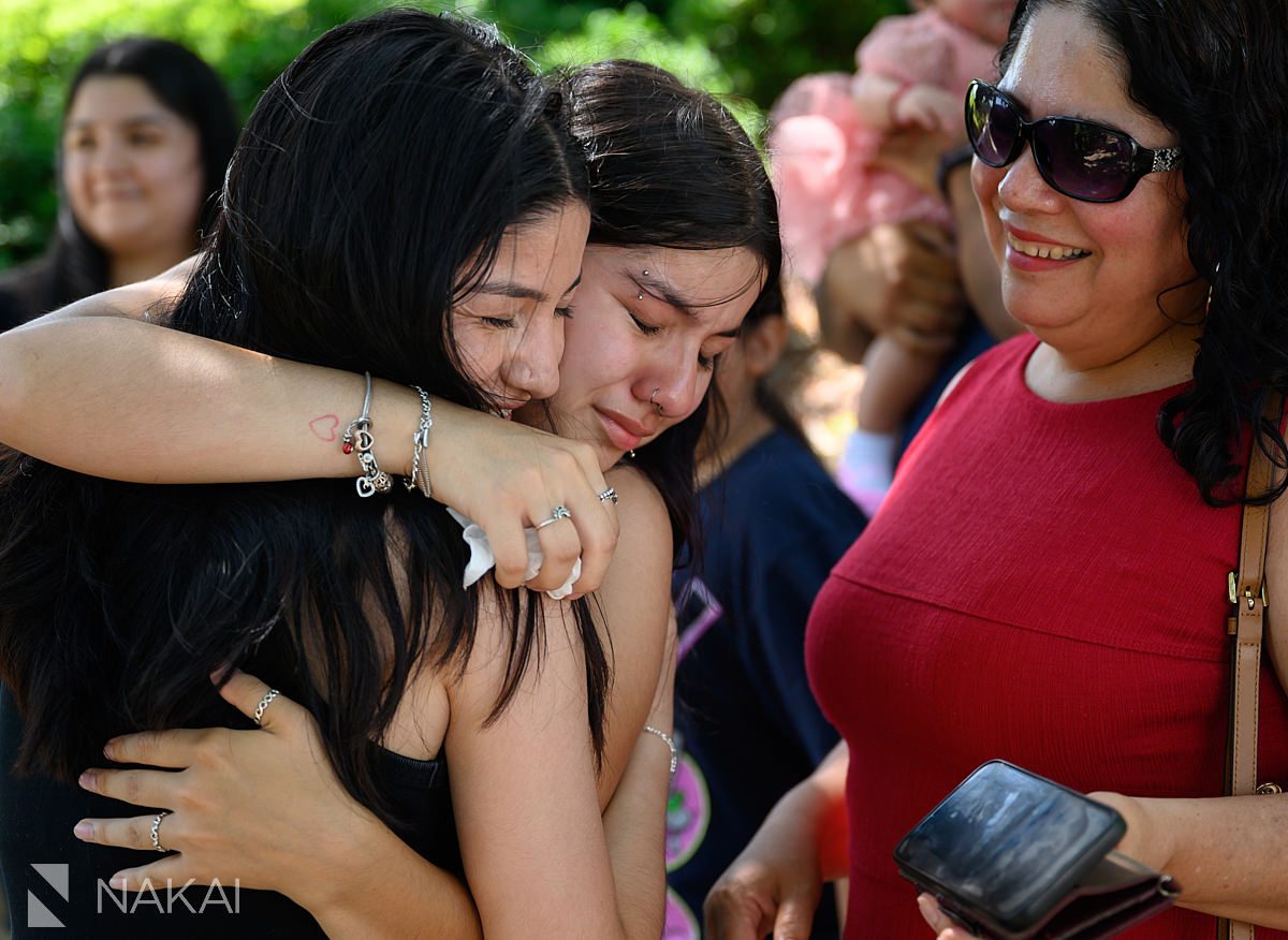 sister emotional at Chicago botanic gardens proposal photos