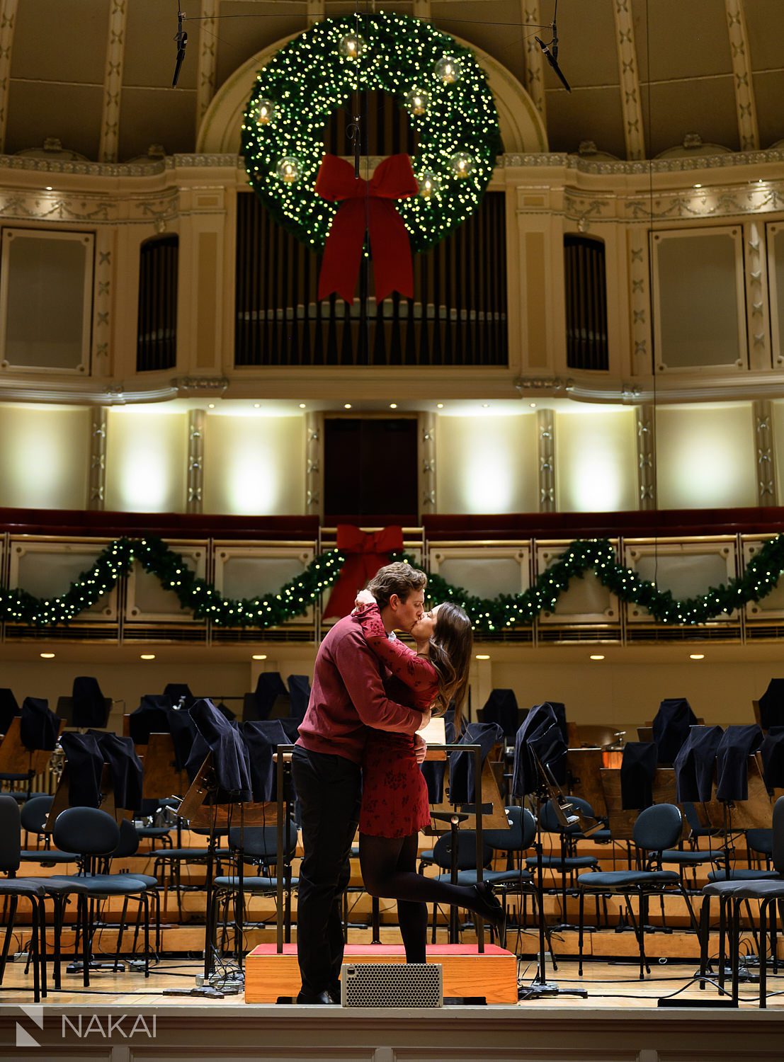 Symphony Center Chicago winter proposal ideas: kiss on stage