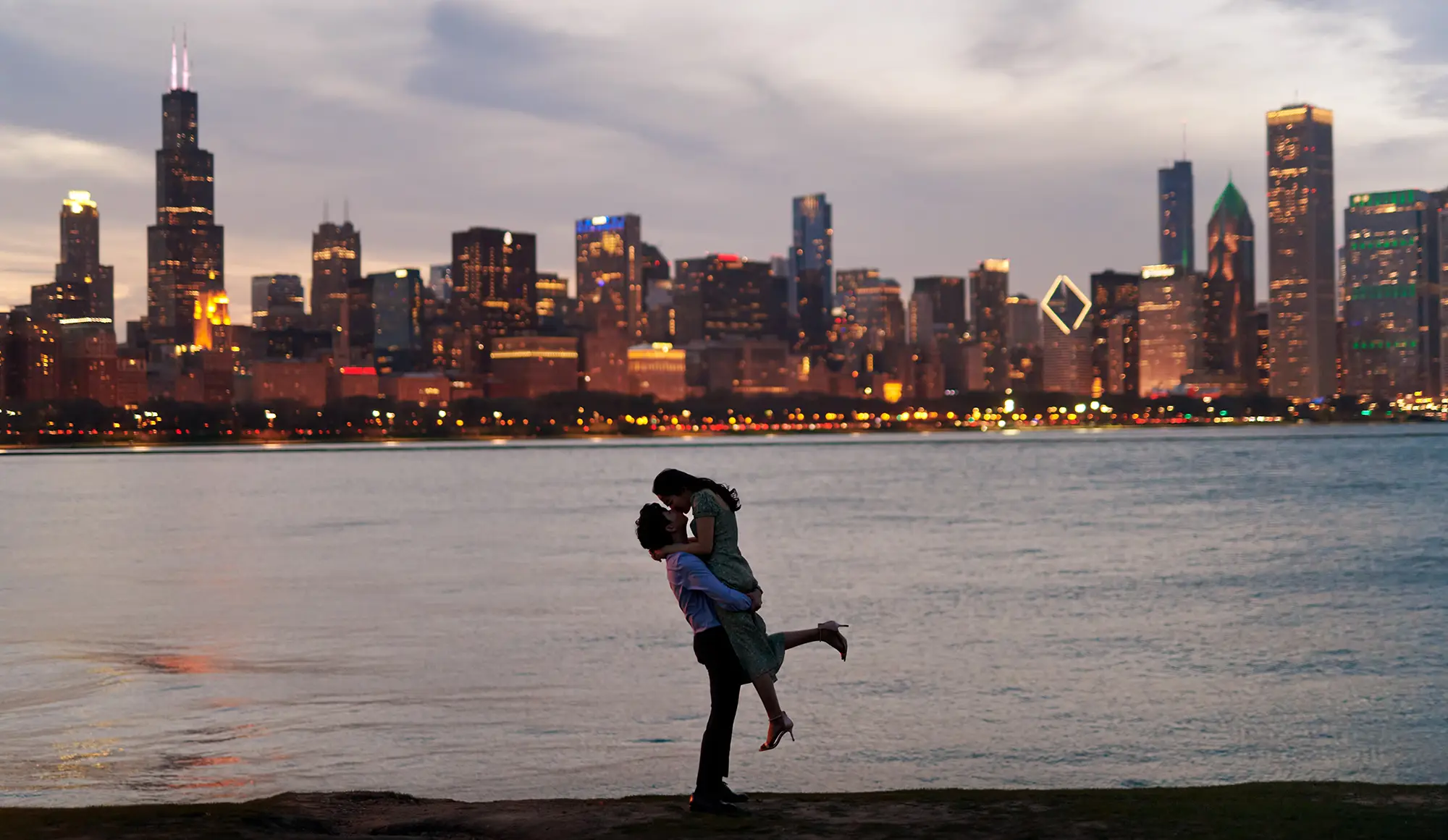 chicago skyline engagement night