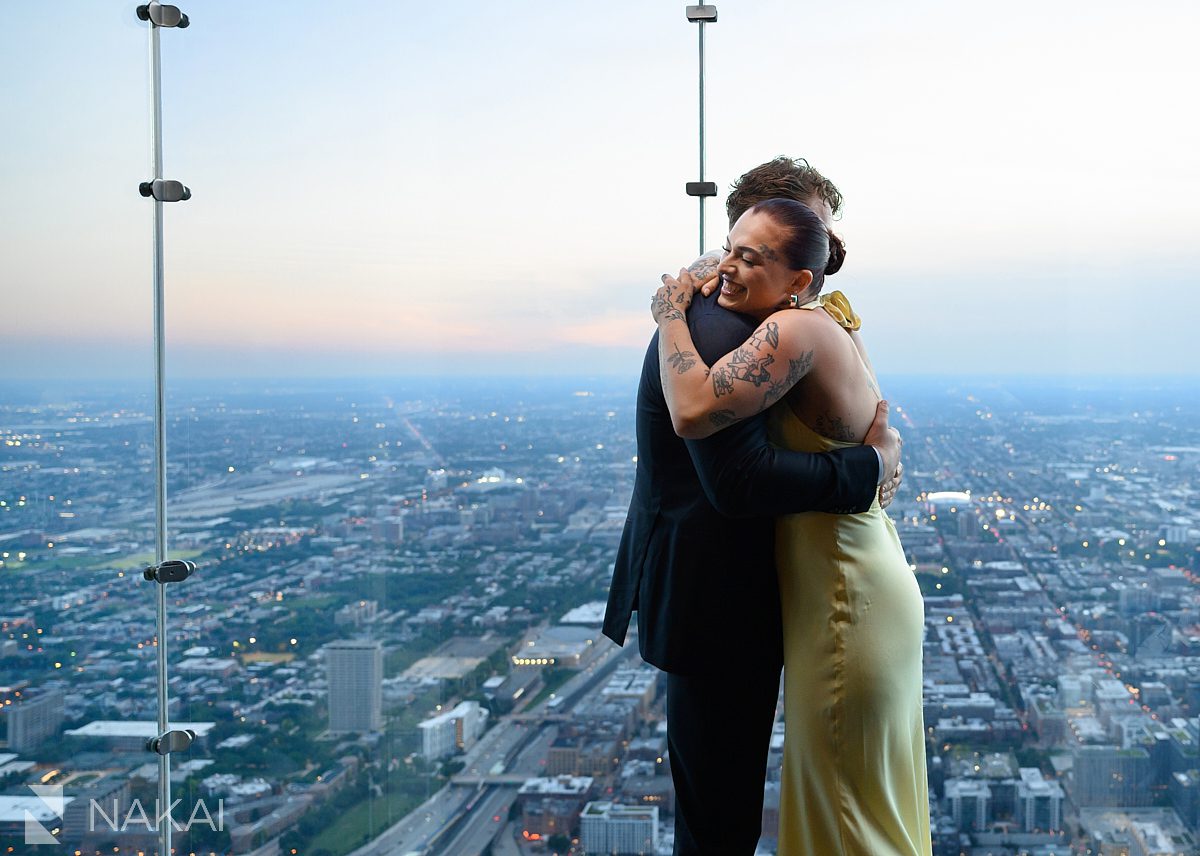hug after willis tower chicago skydeck proposal 