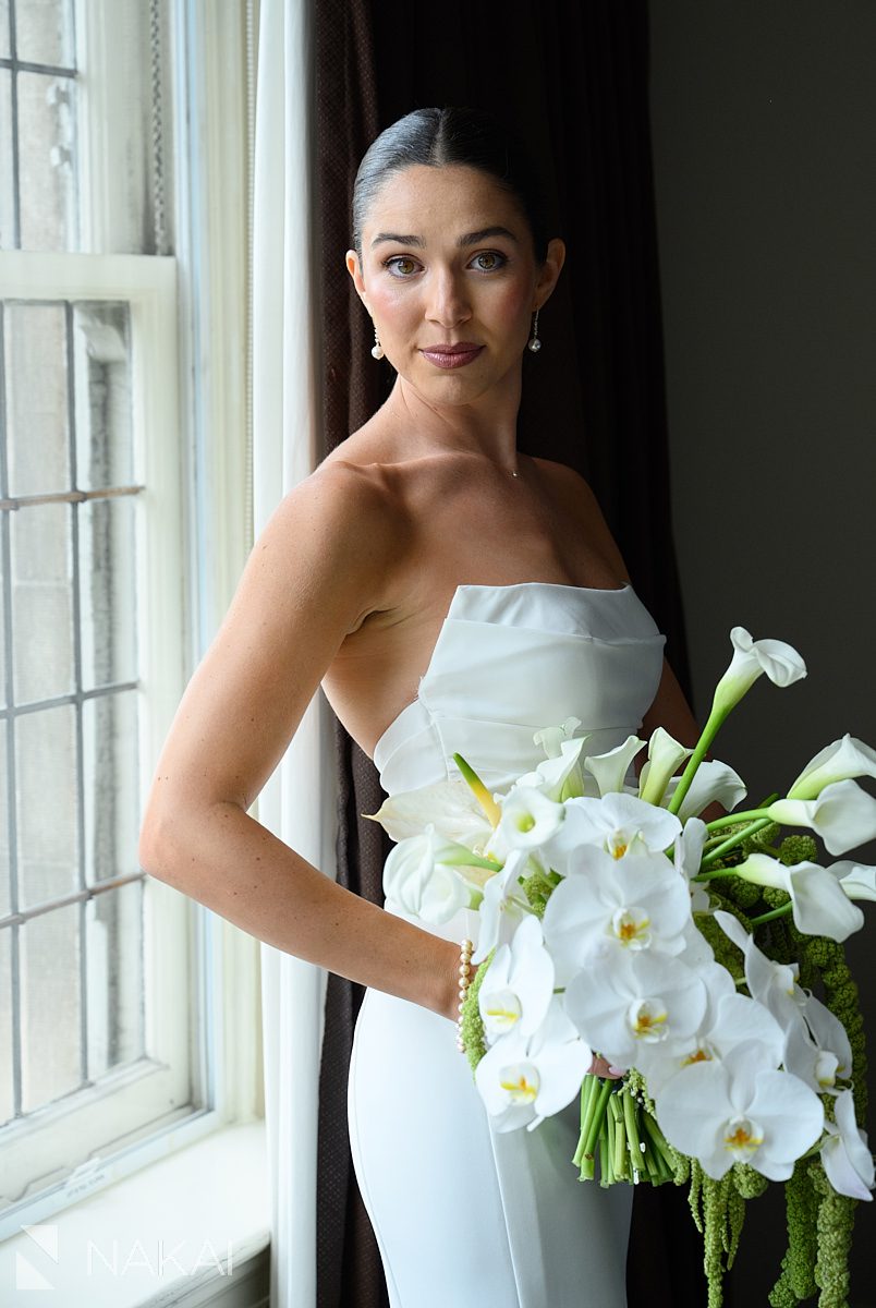stunning portrait of bride university club chicago wedding photo