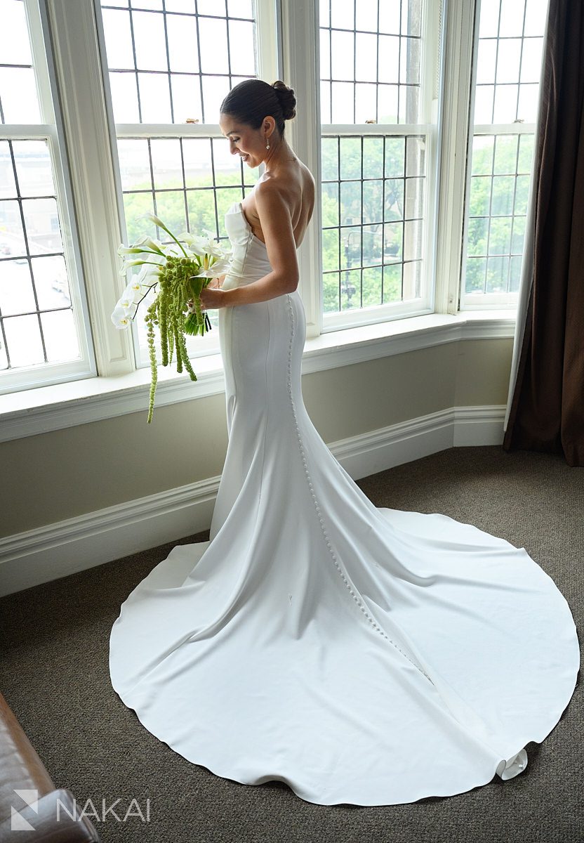 university club chicago wedding photo of bride and full dress