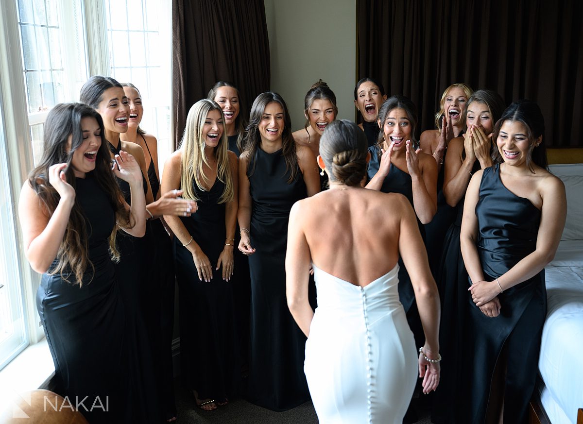 bride reveal university club chicago wedding photo