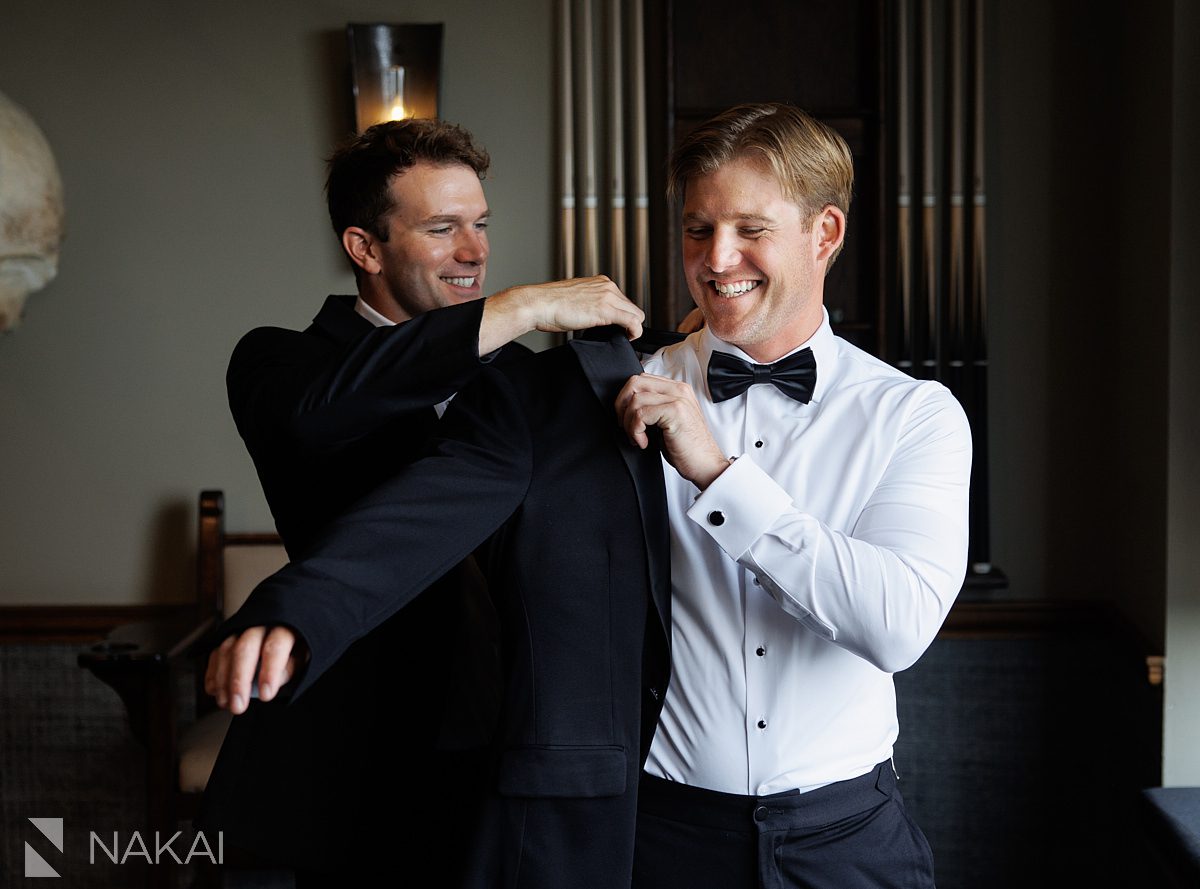 groom prep university club chicago wedding photo