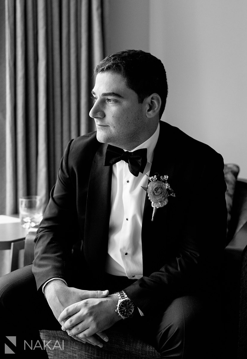 groom portraits