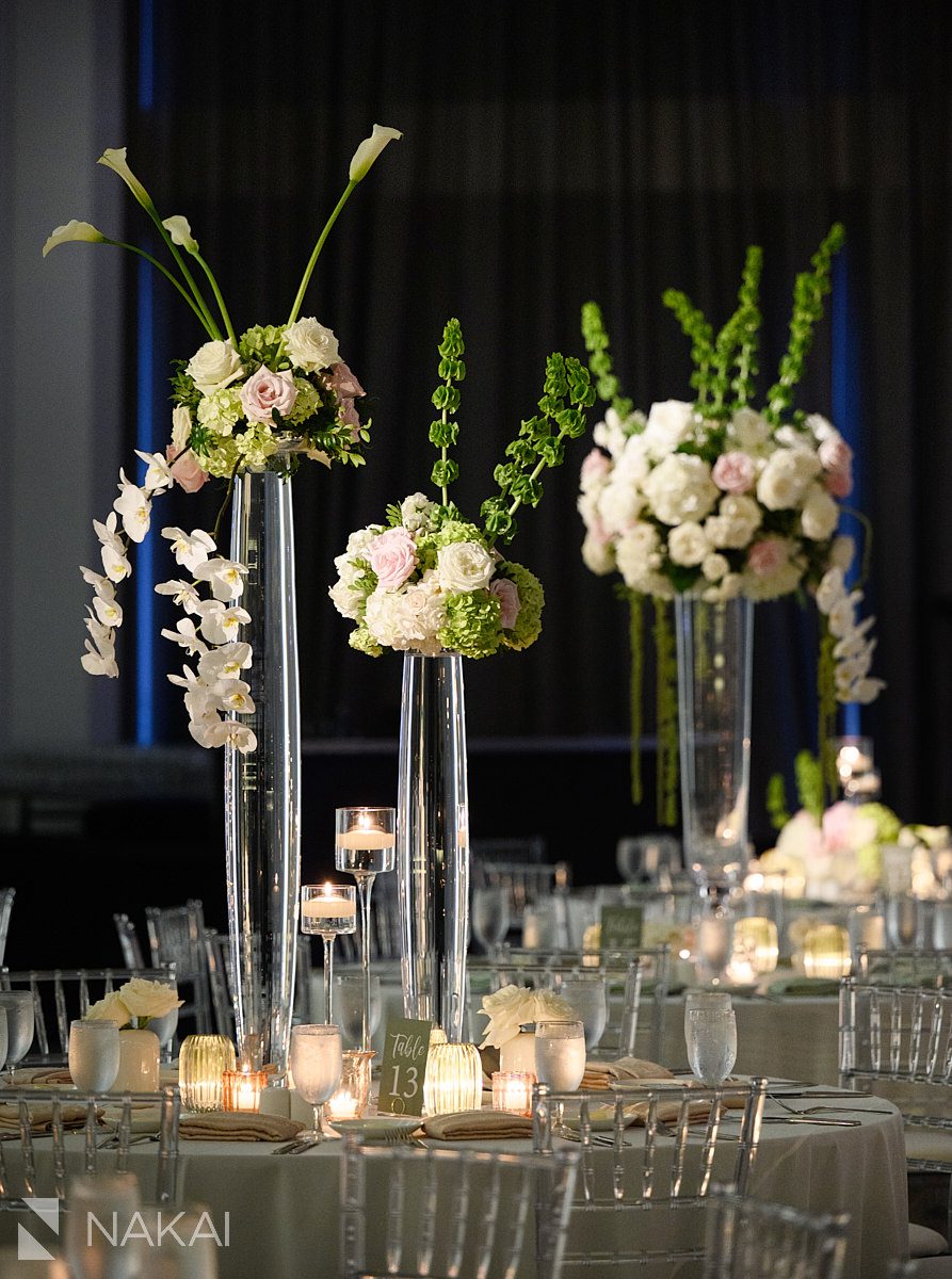Radisson blu aqua hotel chicago wedding reception decor