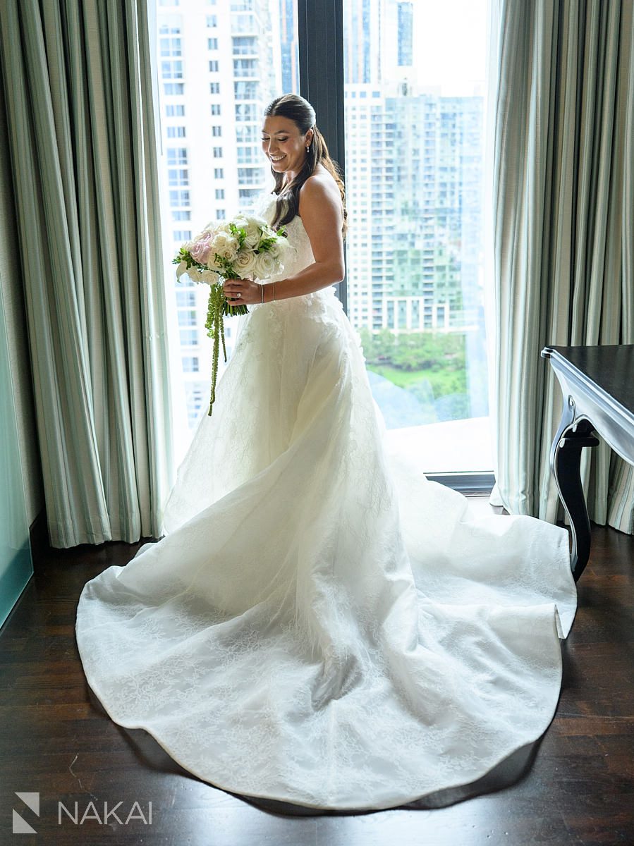 bride Radisson blu aqua hotel chicago wedding 