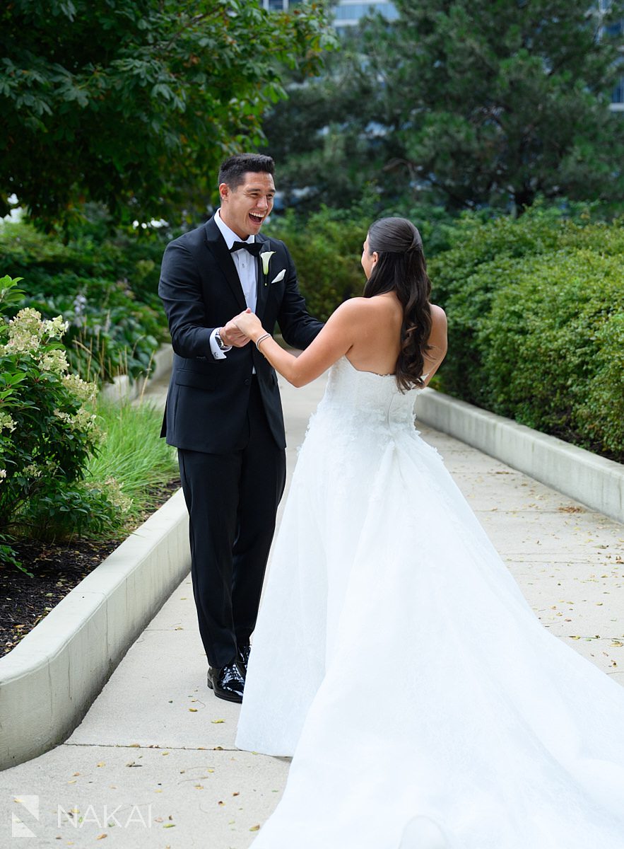 first look Radisson blu aqua hotel chicago wedding 