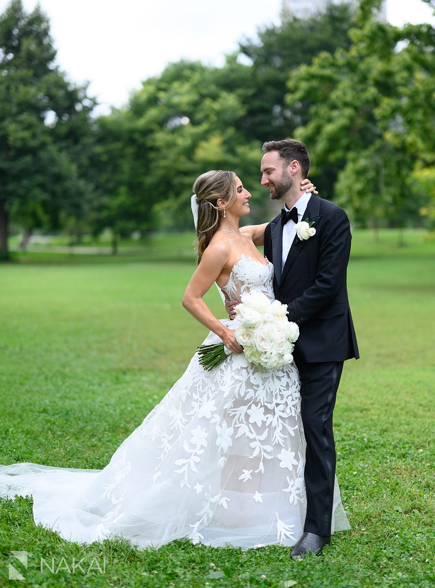 chicago park wedding photo bride and groom