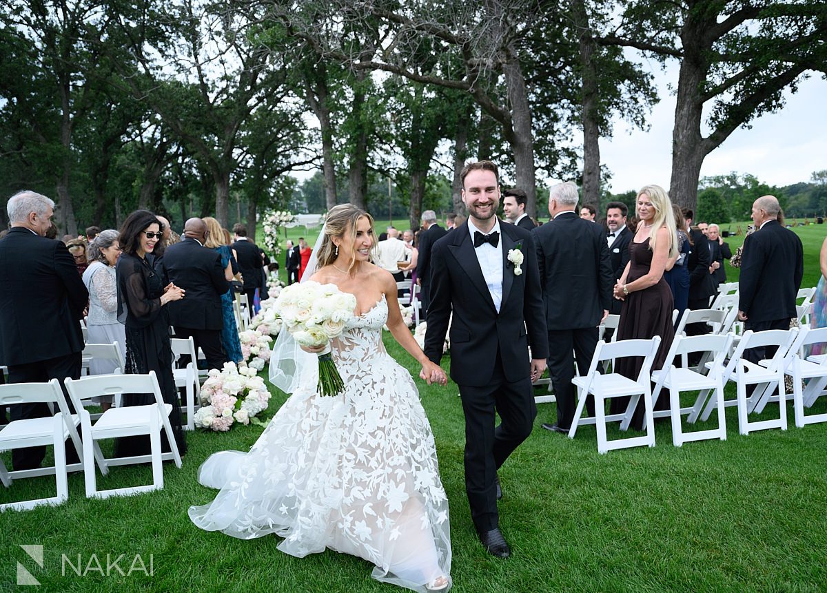 illinois country club wedding exit